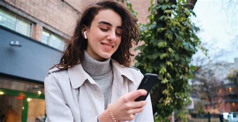 8 Best Jewish Dating Sites & Apps (2024)